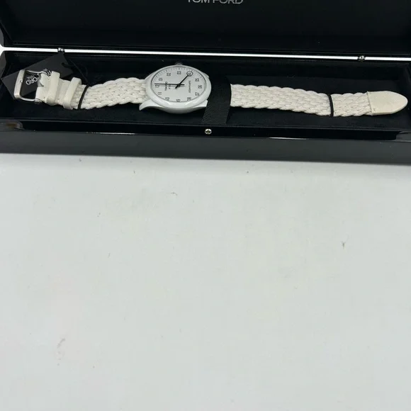 Men's Tom Ford ocean plastic 40 mm quartz watch made in Switzerland - Picture 3 of 11